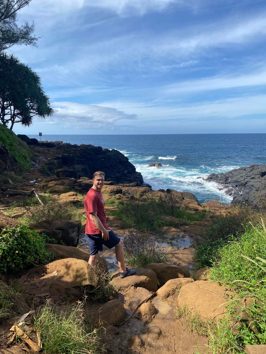 _davewiff's tweet image. Day 2:  Another Kauai adventure day. Doubling up. First a 1000 ft hike up &quot;Sleeping Giant&quot; and then a trip to &quot;The Queens Bath&quot; and the black rock shoreline.