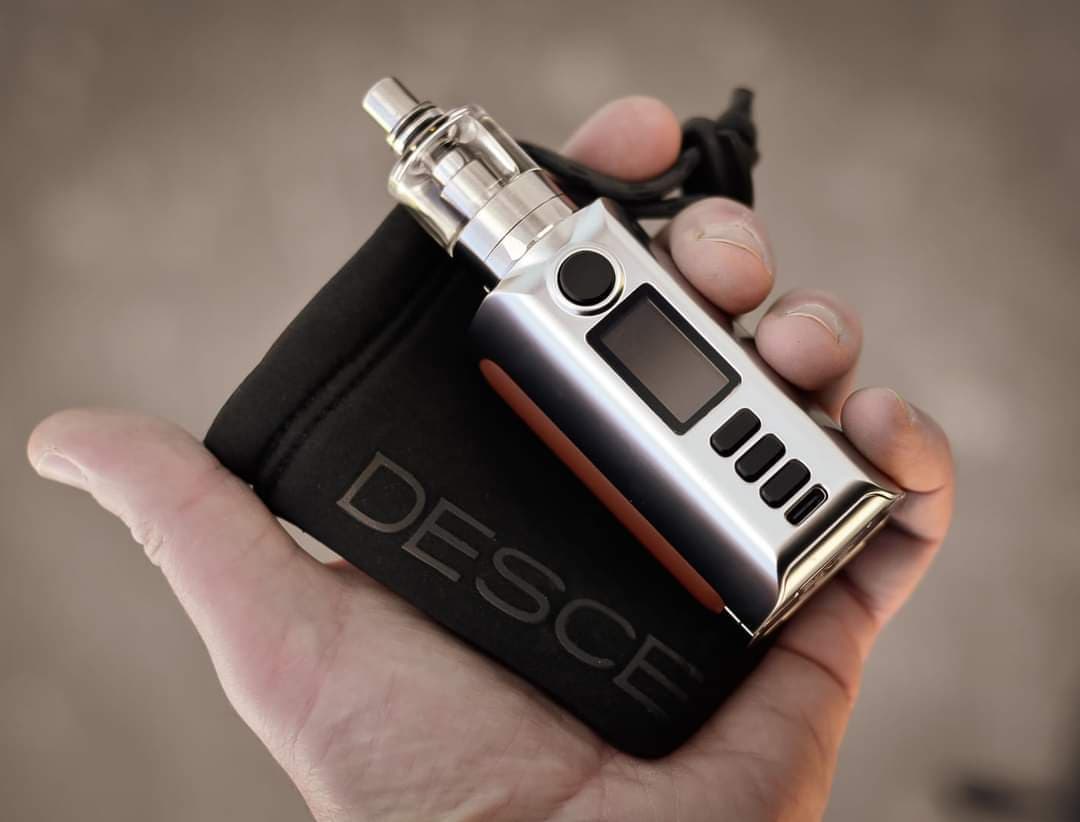 Sourcemore_Ecig's tweet photo. Riva 200W Box Mod supports VW/Power, TC/VV modes to satisfy different vaping needs. 😍😍😍
📷: @paul_7278
It is in stock now, do you want to take it home? 💝💝💝
https://t.co/bAuLI4Js4K
#sourcemore #dovpo #riva200w #mod #box #vaping #vape #vapeon #vapelife #vapecomunity https://t.co/yg4UdXO6Ok