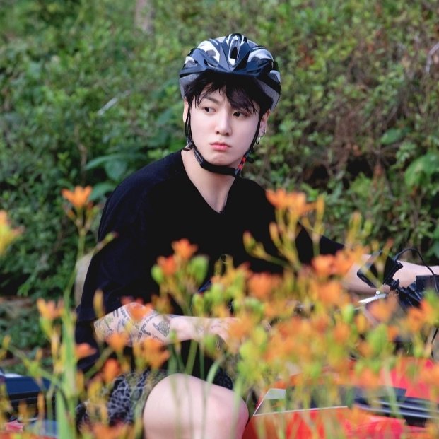 luv :)​​ 𝘑𝘒 | 🐰🌙 tweet media