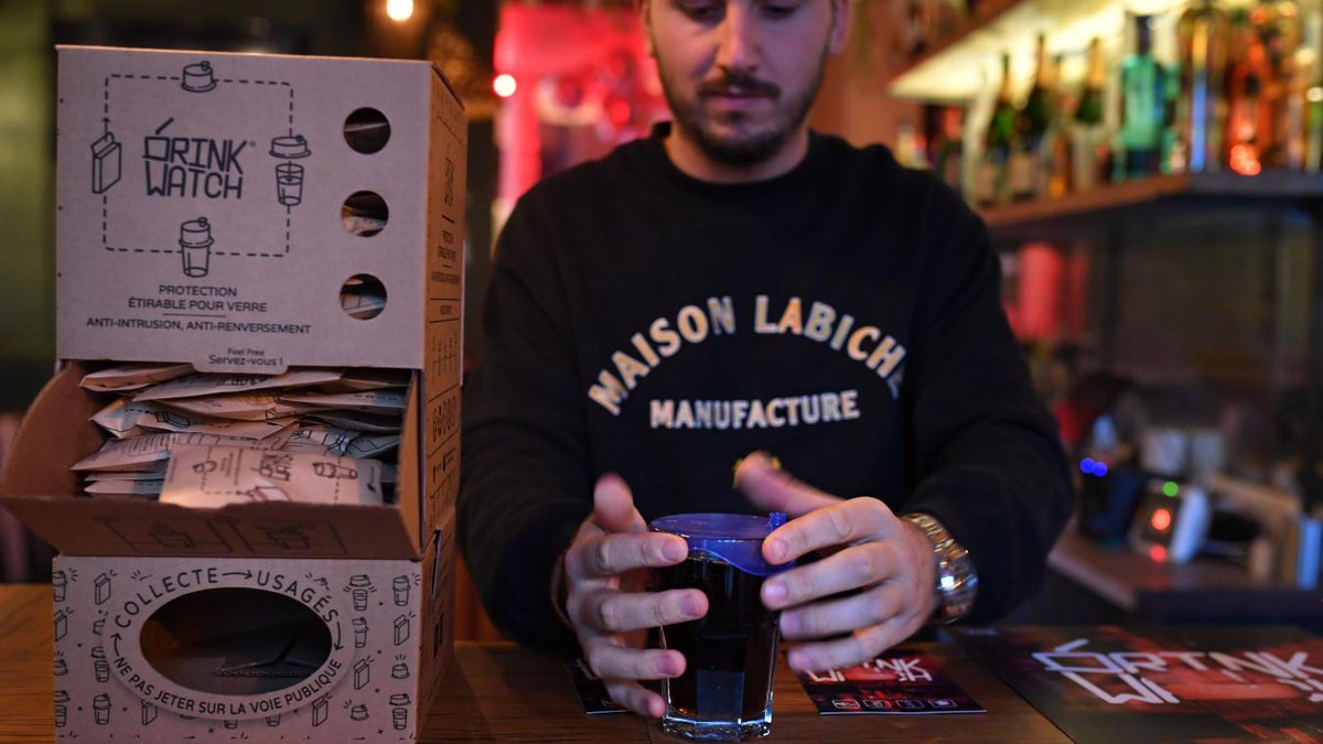 Les bars lillois s’équipent de «capotes antidrogue» #Lille  lavoixdunord.fr/1097657/articl…