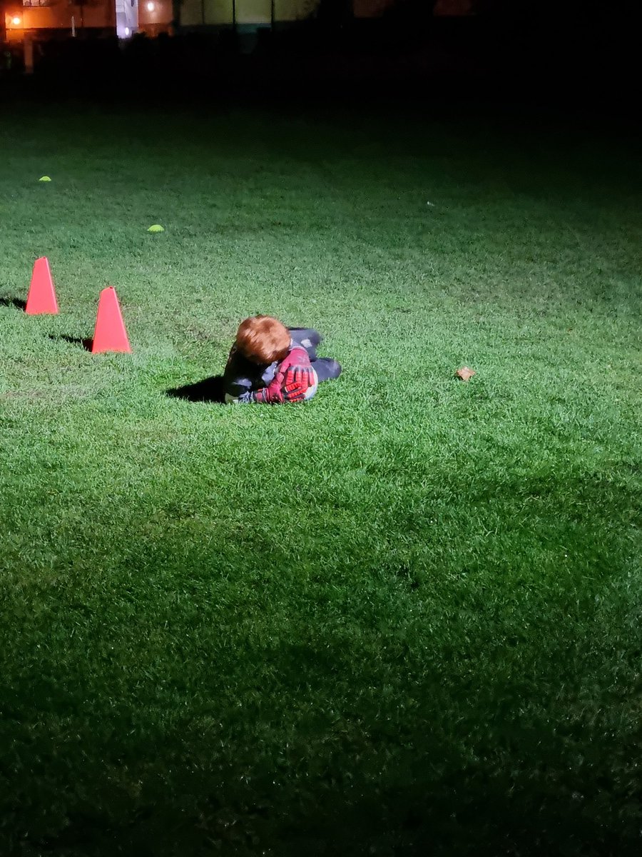 Laura Booth tweet media