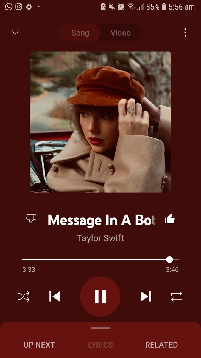 janebow13's tweet photo. Just having a silent disco to this EPIC song!!!!! @taylorswift13 @taylornation13 #redtaylorsversion #messageinabottle https://t.co/AKJHMUu5bq