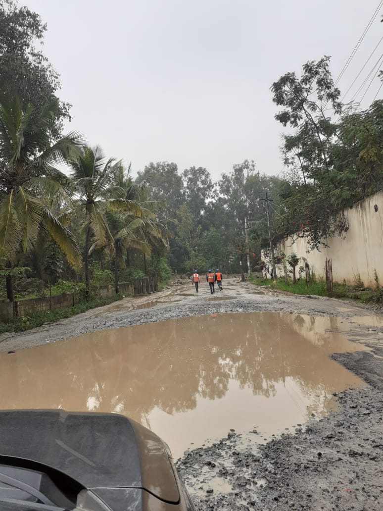 sjbajaj's tweet photo. @Namma_ORRCA @BBMPCOMM the condition of the road from AET Junction till Ecoworld and towards ORR has been completely demolished. Can something be done, this is a big danger for human life now and we cannot even travel by two wheeler? @chairmanbwssb https://t.co/6WHHFBh8eN