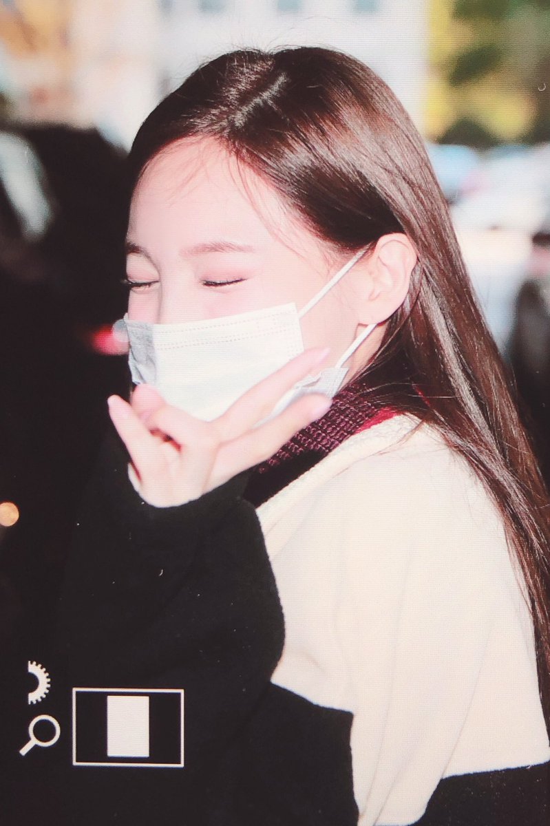 하트립 tweet media