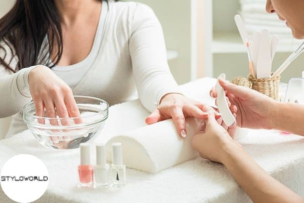 Nails are a part of a woman's beauty and #nailart enhances women's beauty. #Nails are very important for a woman. #Beautiful nails make a woman attractive. Click on this link given below.
styloworld.in
#hairdressersnearme #nailart #nailsdesign #hairstylistnearme