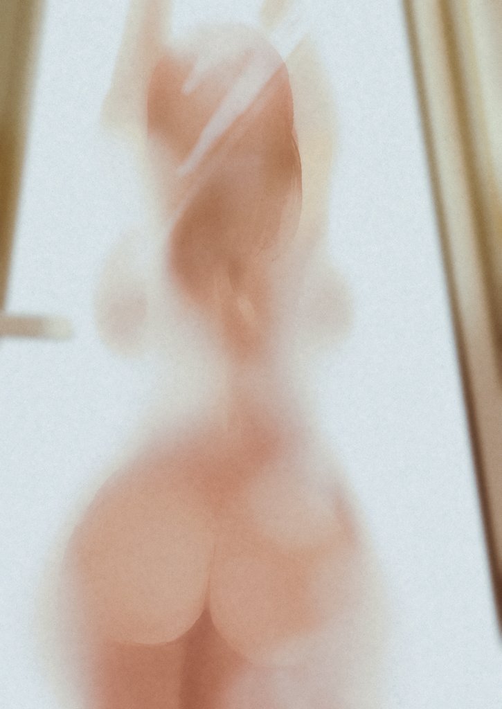 Shower time~

Join the fox~?