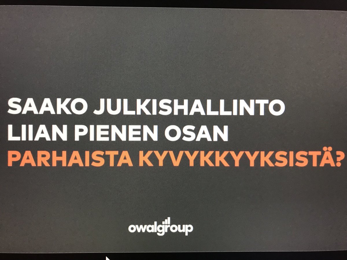 Tujappi's tweet image. Julkinen sektori kilpailee kyvykkyyksistä yksityisen sektorin ja kv-järjestöjen kanssa - ja häviää! Miten voisimme uudistua, emmekä jämähtää ja kapea-alaistua työtehtävissämme? ⁦@mikko_wennberg⁩ #sitralab