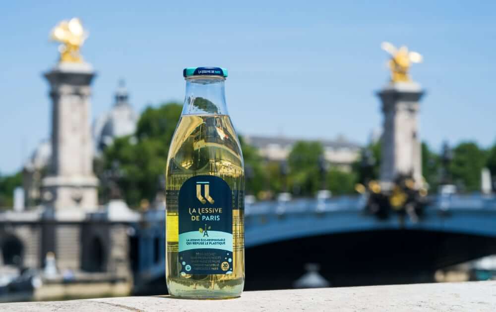 Fabriqué à Paris | 386 artisans et entrepreneurs distingués par la ville @paris @anne_hidalgo <a href="/lessivedeparis/">La Lessive de Paris</a> <a href="/marquesdefrance/">Marques de France</a> <a href="/emontecer/">Emmanuel Montecer</a> @oliviapolski @oxrenard #Lauréats #MadeinFrance #FabriquéàParis #Paris #Concours swll.to/Vdsjkw