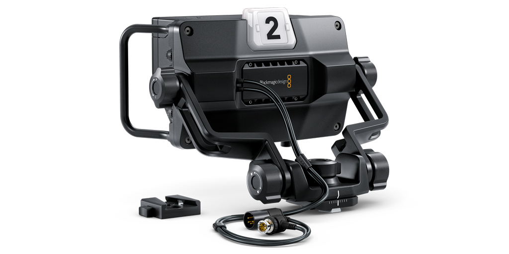 Blackmagic_News's tweet photo. New Blackmagic URSA Studio Viewfinder G2! Now with new 2,000 nit 7” display, as well as tally light, variable tension mount, large grip handles, easy access controls and more. Now only US$1,495! https://t.co/GNjUZU71ia