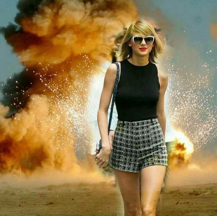 taylorliked's tweet photo. “I bet you think about me at your cool indie music concerts every week” TAYLOR POR DIOS JSJDJDJ ERA CALLAR A JAKE NO MATARLO #RedTaylorsVersion https://t.co/hKbWA7HkCi