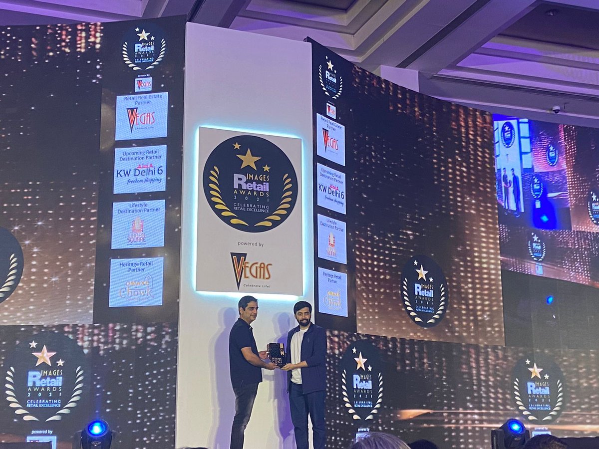 ShiprocketIndia's tweet photo. We are proud to have Atul Mehta, our COO representing Shiprocket at India's Biggest Honours for Excellence of Retail, IMAGES Retail Awards, 2021
#PRC2021 #Phygital #retailexcellence #ImagesRetailAwards #event2021 #eventsofindia https://t.co/JQCrRqLIiE