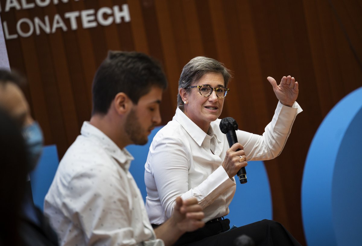 la_UPC's tweet photo. Us vau perdre la 2a sessió dels '#UPCTalks xls ODS' @UPCAlumni?
📲 Entreu a https://t.co/xOxe4Cn7TH i descobrireu l'experiència de 3 alumni #UPC i la seva aportació als #ODS.
Amb motiu dels #50anysUPC https://t.co/1V1tDG1paZ