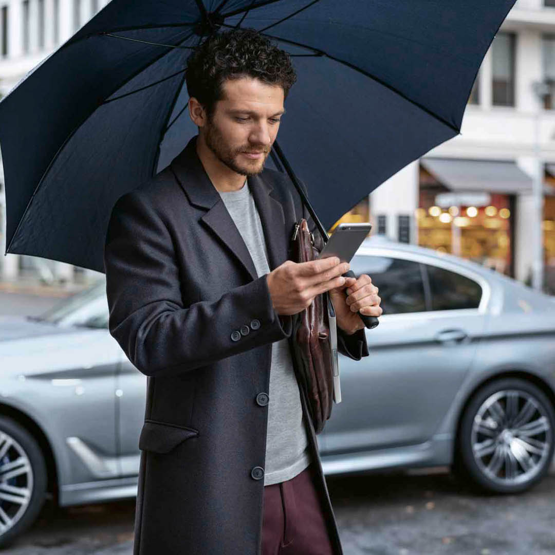 Discover the sweet spot where value and professionalism meet with #BMWValueService. Book an oil service online before 31 December 2021 and save up to 50% with our exclusive offer. 
Visit bit.ly/3qVPgDg to book.

#BMW #bmwsa #bmwsouthafrica #bmwparts #bmwservice #bmwoil