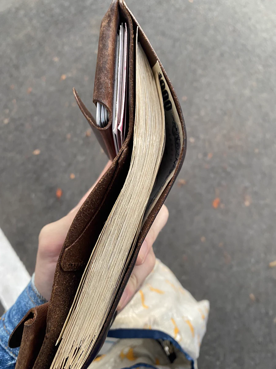 ATMで89000円下ろしたら？操作ミスで1000円札が89枚出てきてしまうwww