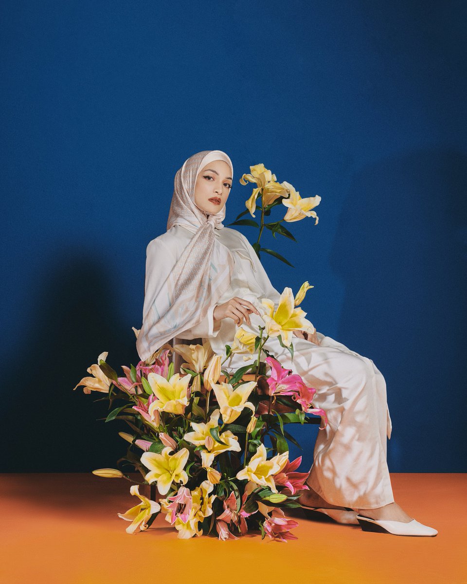 _amstudio's tweet photo. THE LILIUM SERIES
-
Photographer • @azimmahayudin
Client • @bimsquare__ 
Muse • @aamyrarosli 
MUA • Ahma Dani https://t.co/kEmZ7vGMOk