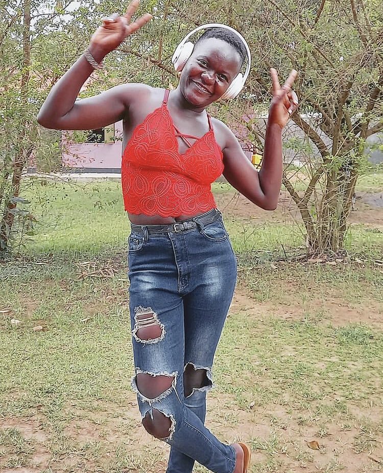 943qfmlira's tweet photo. Issa FRRIIIDDAAAYYYY ๐ฅ Clear that office Space and Prep for Hot Sizzling Mixes by Dj Radio Killa alongside @alpatricia256
Donโt forget to grab that ice cold #PepsMax coz youโll surely need it
#FireFriday๐ฅ
#943qfmrainbowlineshow https://t.co/5Fy2BEw5HH
