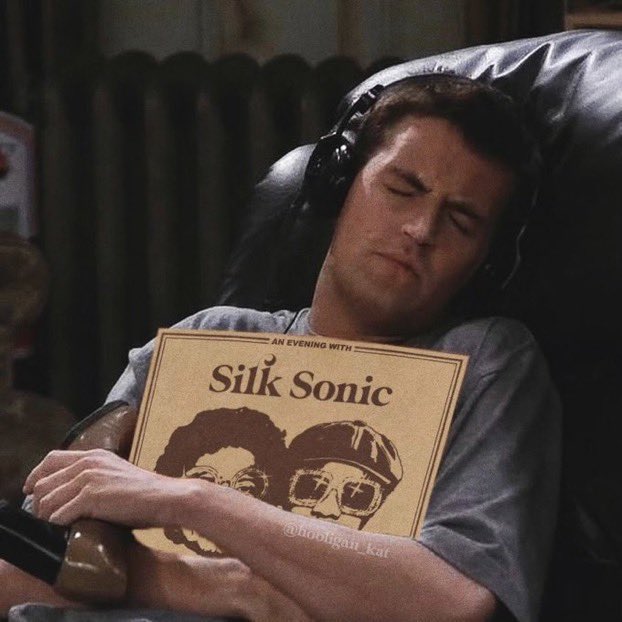 LimeAmongLemons's tweet photo. NEED the vinyl of “An Evening With Silk Sonic” ASAP!!! #SilkSonic https://t.co/zC6wChgY5G