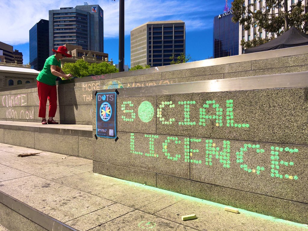 DemOnTheStreets's tweet photo. @GretaThunberg 💚 Hey, maybe week 169 will be the one to feature chalk. Free chalking, like all ‘unauthorised’ public mark making, caries a subtle but real systemic critique, a refusal to play by the rules. Uproot the system? DOTS on.
🌏#DemocracyOnTheStreets 
🌎Connect the #DOTS 
🌍#dotZero https://t.co/K3uDVLUmXr