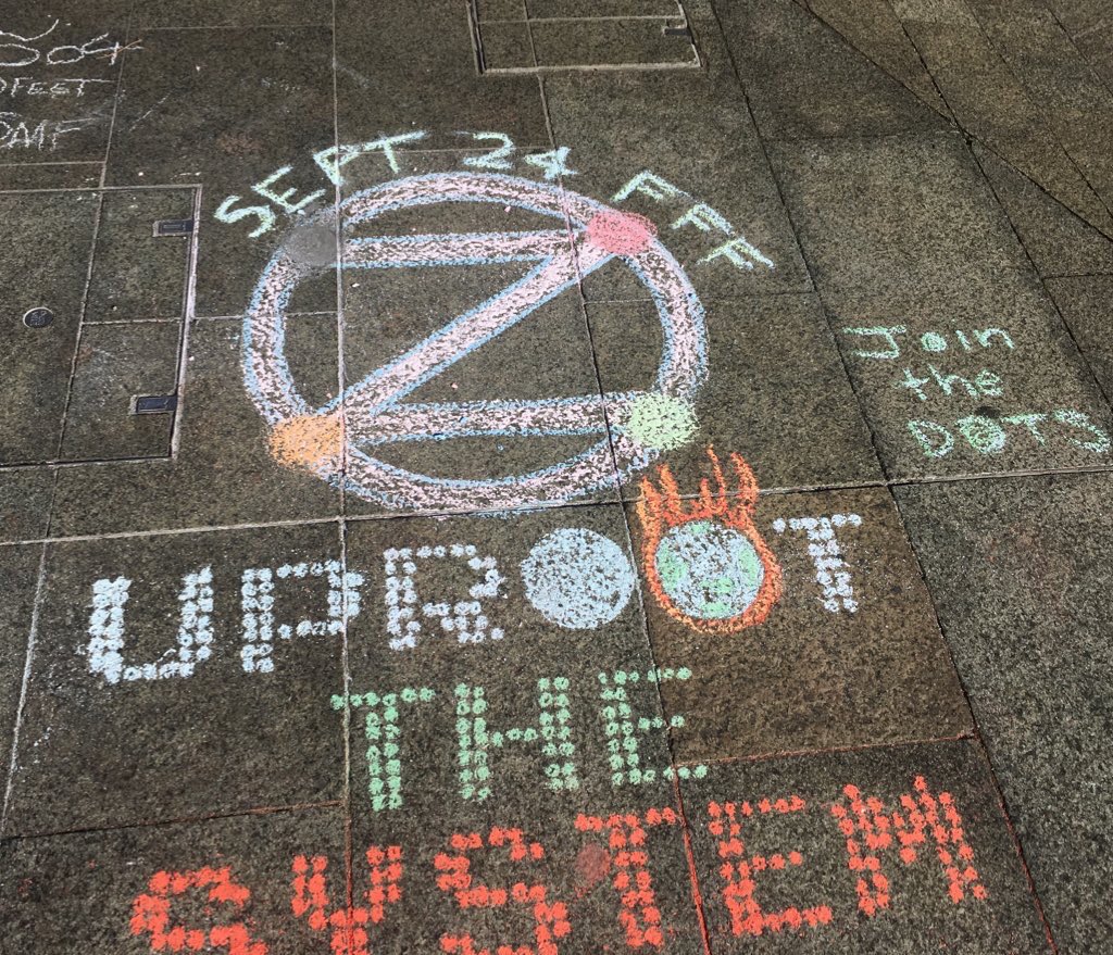 DemOnTheStreets's tweet photo. @GretaThunberg 💚 Hey, maybe week 169 will be the one to feature chalk. Free chalking, like all ‘unauthorised’ public mark making, caries a subtle but real systemic critique, a refusal to play by the rules. Uproot the system? DOTS on.
🌏#DemocracyOnTheStreets 
🌎Connect the #DOTS 
🌍#dotZero https://t.co/K3uDVLUmXr
