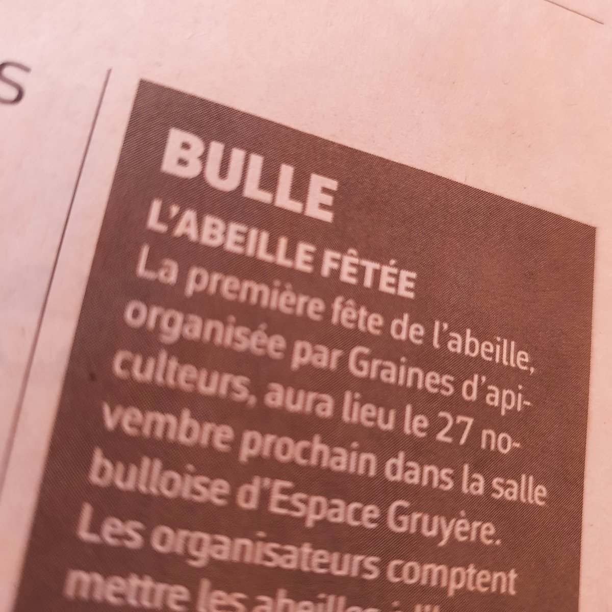 yvlo's tweet photo. Enfin une fête en l'honneur de @Zabeillon! 👍🏻 https://t.co/IHdPLTU0pp