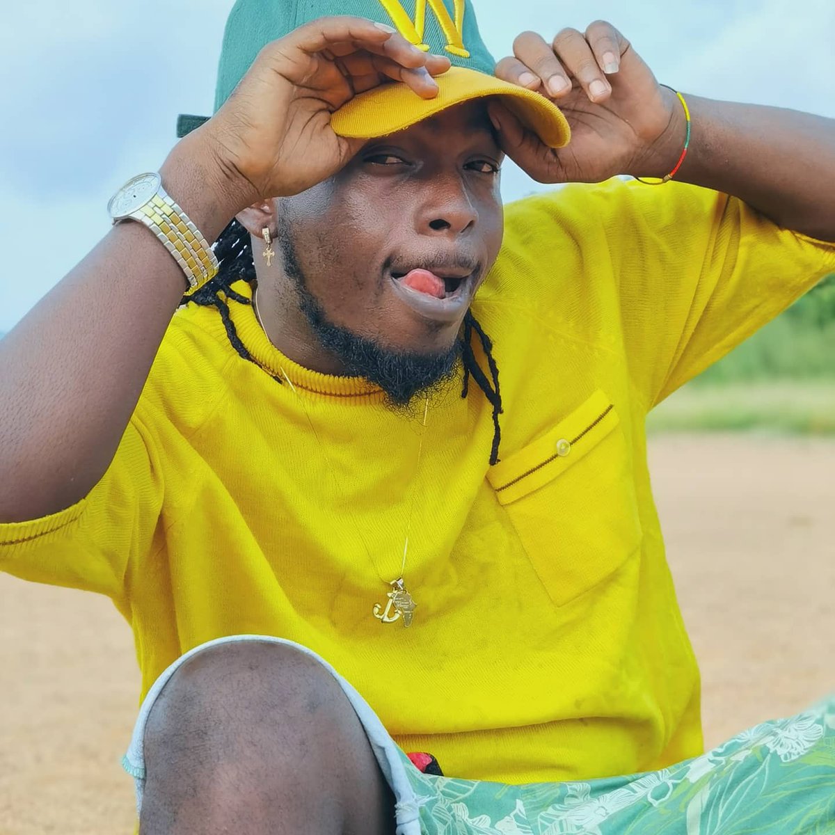 Realkamelyeon's tweet image. Kafugbe Official Music Video....... Loading

🌏 16thAugust,85Villa 

#ghanamusic🇬🇭 #reggaestyle #dancehalllife