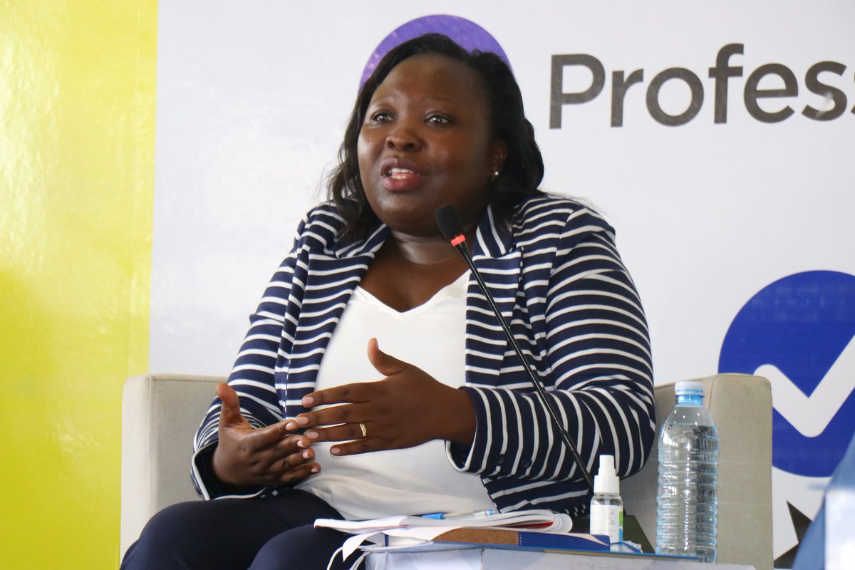 Nouella_Anaso's tweet photo. Ensure that your business is known. Don’t keep your business in your house, in your bag, or as an idea. Try very hard to make it formal. @conniekihembo

#URABombaYaBusiness21 https://t.co/VJmUyvd7Eh https://t.co/irZhqQRl96