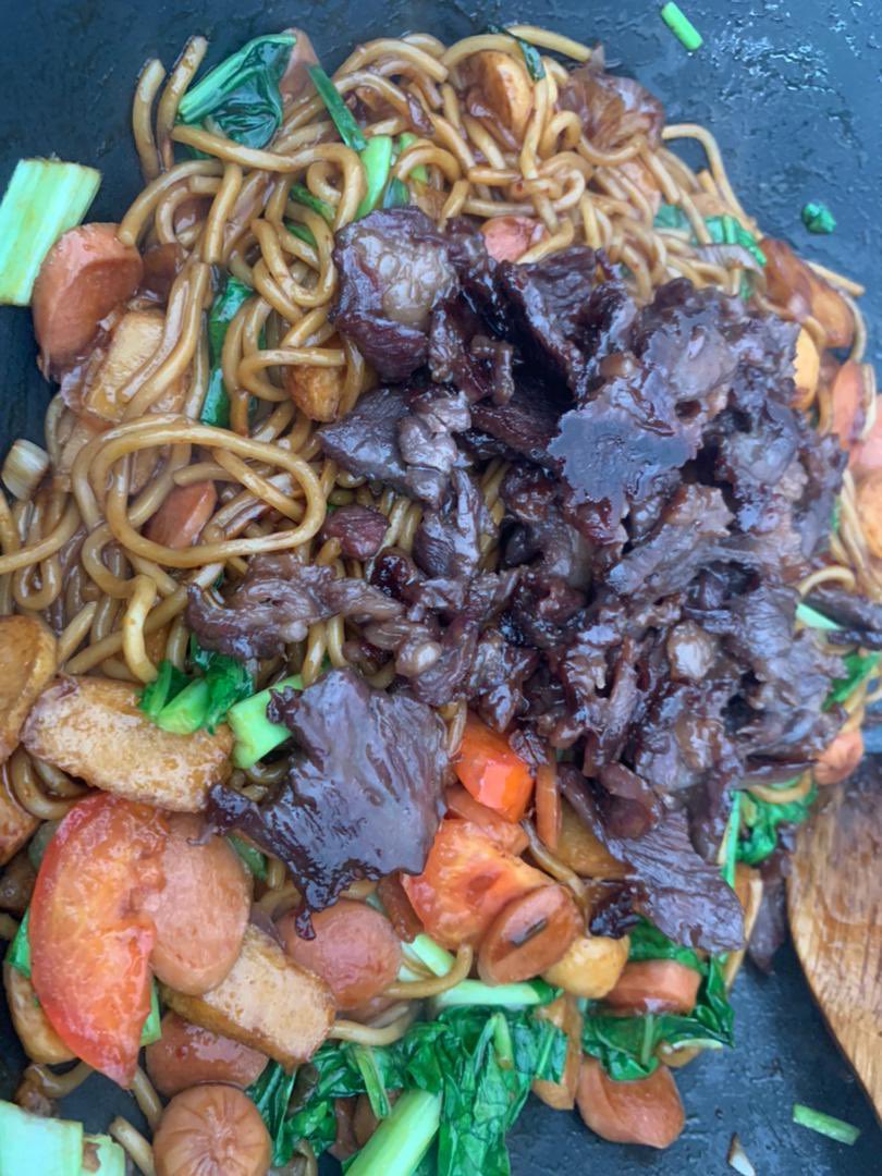 foodictedmy3's tweet photo. @MuhamadAzfar92 Dah makan, dah rasa, mmg sedap! Try la compare ngn brand lain. Mmg tak tertanding dia punya sedap. Masak ngan mee pun sodap weih! https://t.co/wF0w8OKvdL