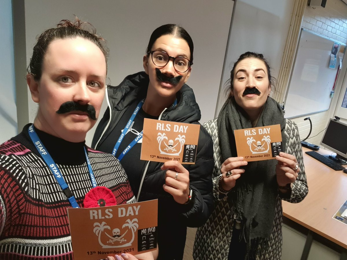 TSS_Tech1's tweet photo. RLS Day Selfie
@TSS_PE @TSS_ENGLISH https://t.co/GXZ1jQTJab