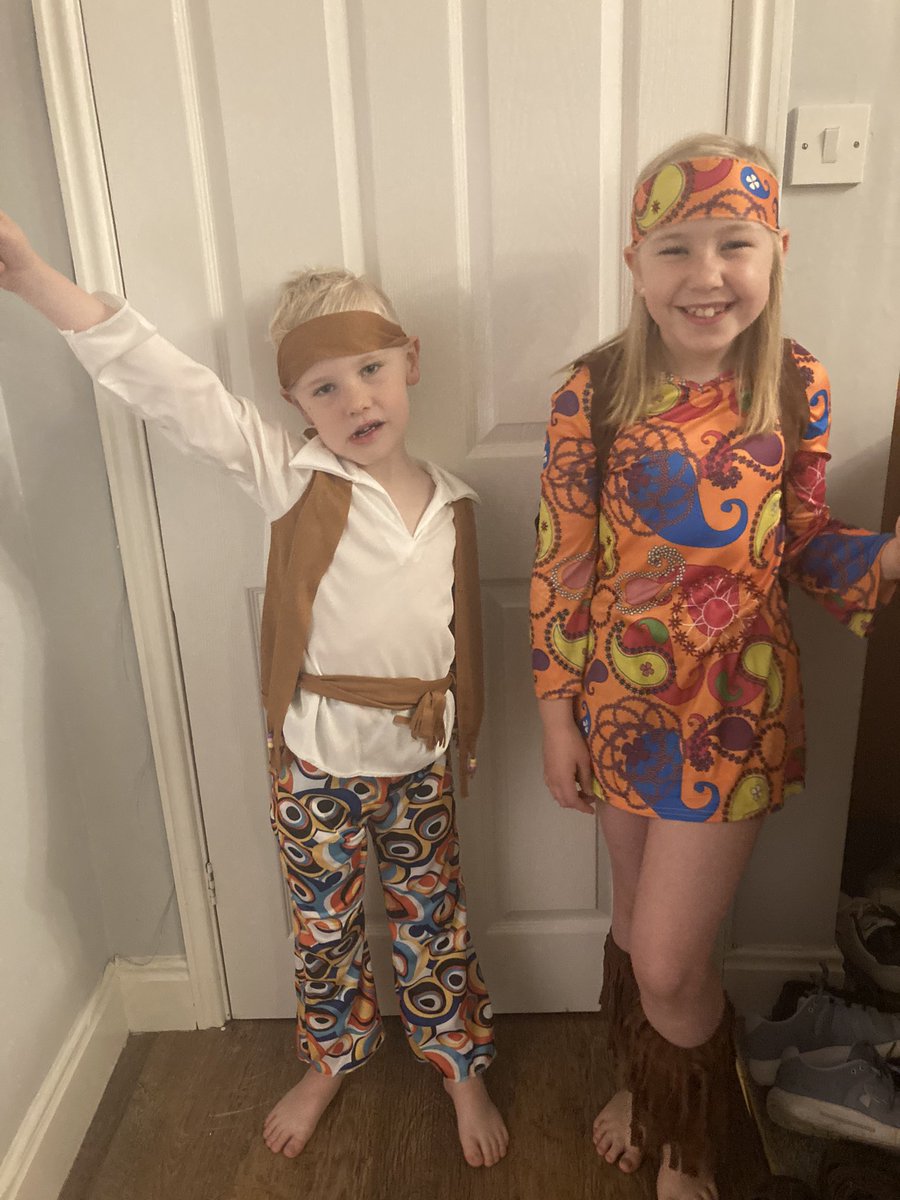 bella19782k9's tweet photo. @lyndseyw1989 @BaderPrimary We’ve obviously got the same shopping sites &amp; taste 😂 https://t.co/lshxFo4NCW
