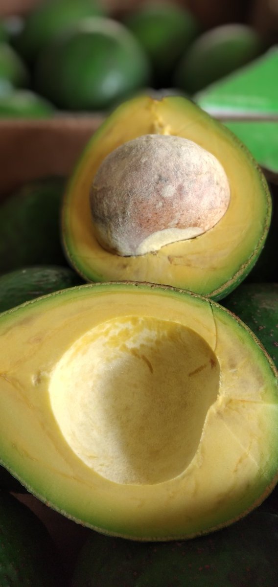 KOMMERCHANDISER's tweet photo. The most unique fruit in the world https://t.co/iI6jnJBacZ