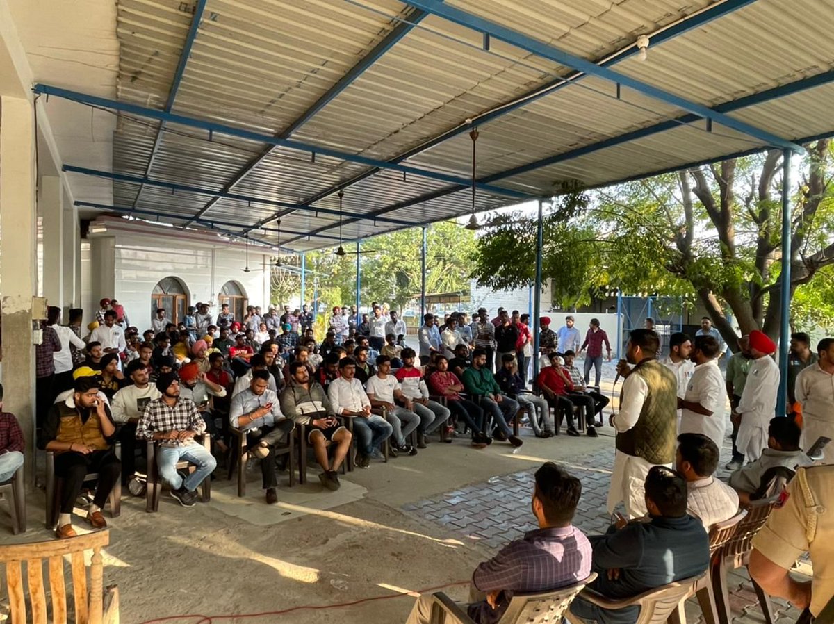 AkshaySharmaOrg's tweet photo. #Youth will be the pivot around which the outcome of forthcoming polls will revolve. Massive response to first #NSUI #Student_Interaction Programme at #Mohali demonstrates huge support in favour of Congress. https://t.co/uMMRqJOMSW