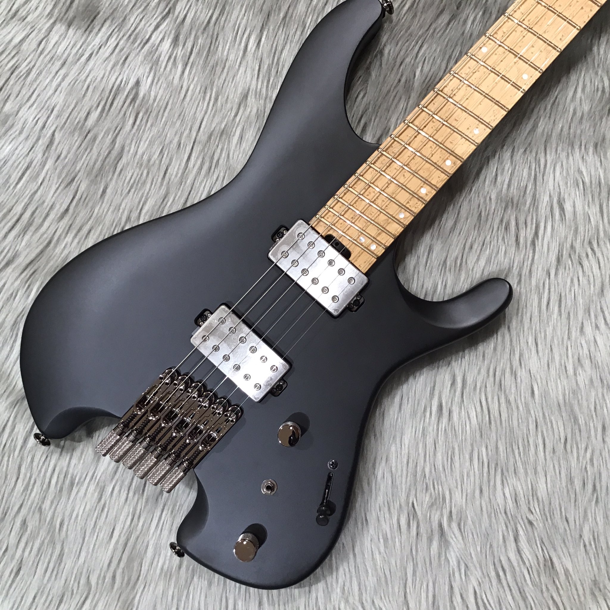 Ibanez QX52 BKFヘッドレスギター ギター エレキギター ibanez QX52