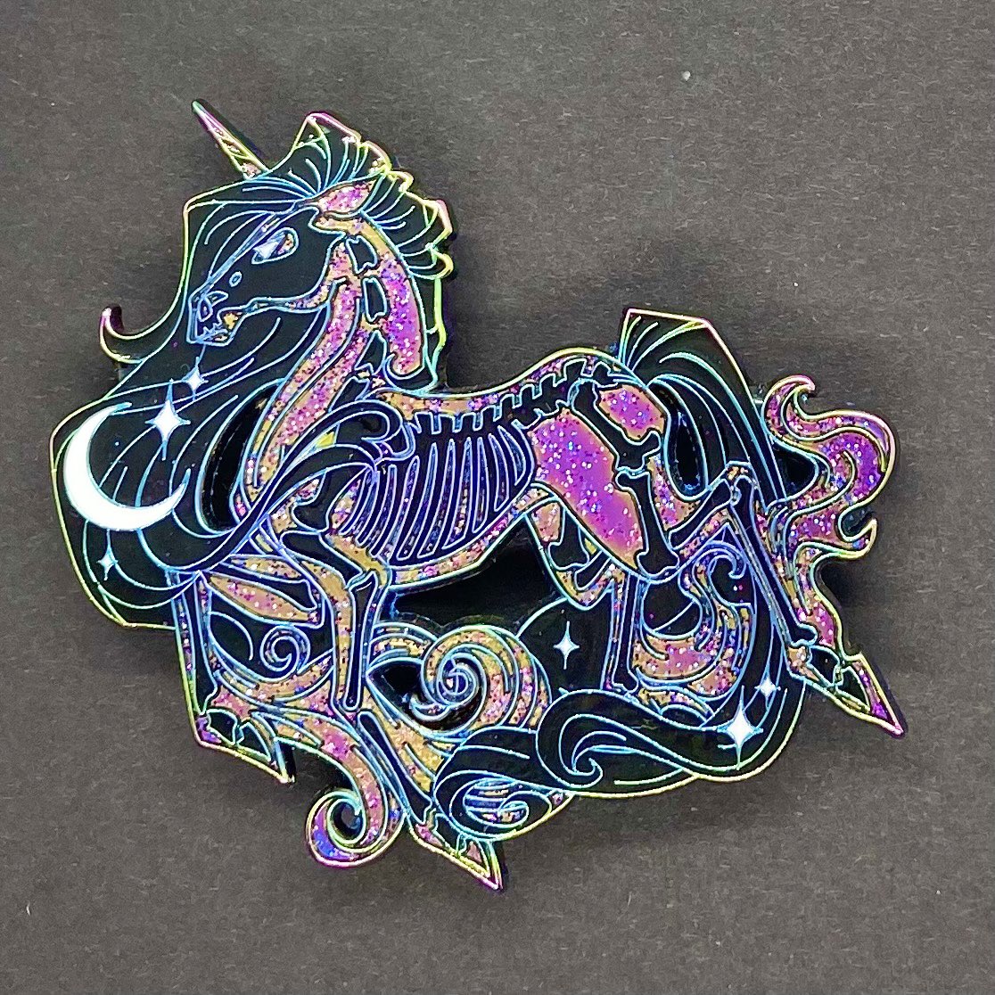 asher_bee's tweet photo. The Etsy Shop is open. https://t.co/h4a6uArnhQ #holidaysales #holidaybizarre #blackfriday #blackfridaysales #shopsmall #smallbusinessowner #enamelpins #patches #plushies #originalart #originalcharacter #giftideas #stockingstuffers #wintershop #winterevent #winterwonderland https://t.co/vII7lYjFFS
