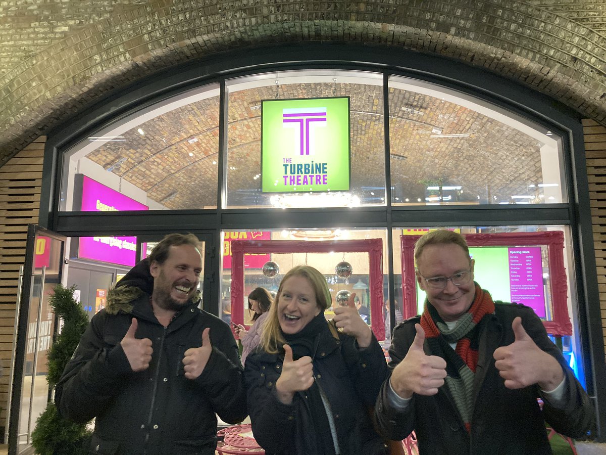 hollyjcreates's tweet photo. A top night out at the @TurbineTheatre with these lovely people to see Boy Out The City. A great theatre space, and a brilliant show. Go check it out! On til Saturday. #theatre #battersea #livetheatre #funwithfriends #fridayfeeling #boyoutthecity https://t.co/3HaTLgJpas