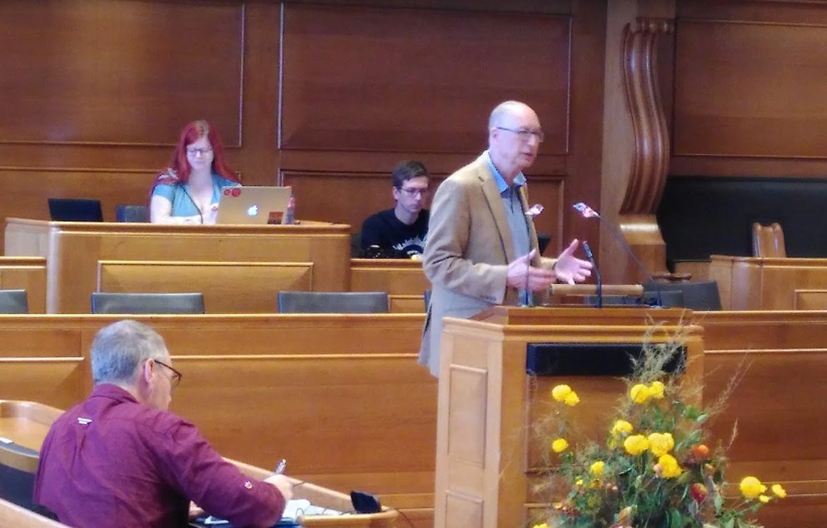 Matthias Stürmer @maemst@swiss.social tweet media