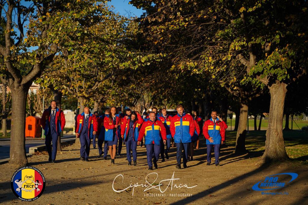 GToncean's tweet photo. 💙💛❤️ Purtăm cu mândrie culorile țării noastre! 

🇷🇴 Pe lângă valoarea sportivilor, aspectul vizual al membrilor lotului național al României este un element distinctiv, prin intermediul căruia ne facem remarcați și impunem respect. https://t.co/Ux0hLsTJ4t