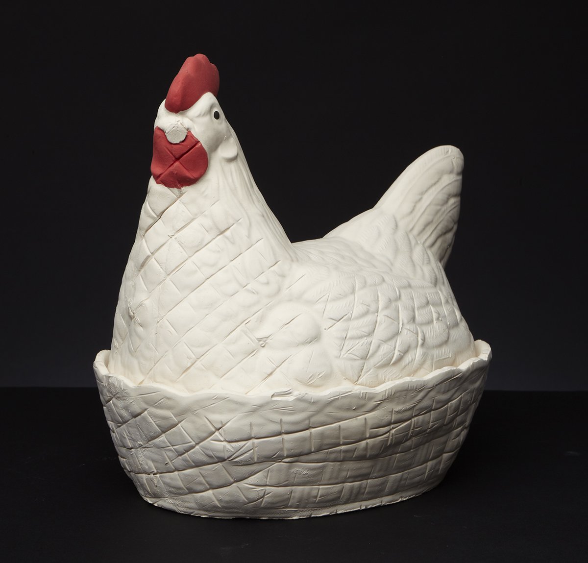 #batteryhen #apoultrylife #farmworld #ceramic #subvertedartwork #sociallyconsciousart #politicalart #karenthompson #politicalcraft #ciwf #ceramics #ceramicartist #karent #karentcouk #karentceramics