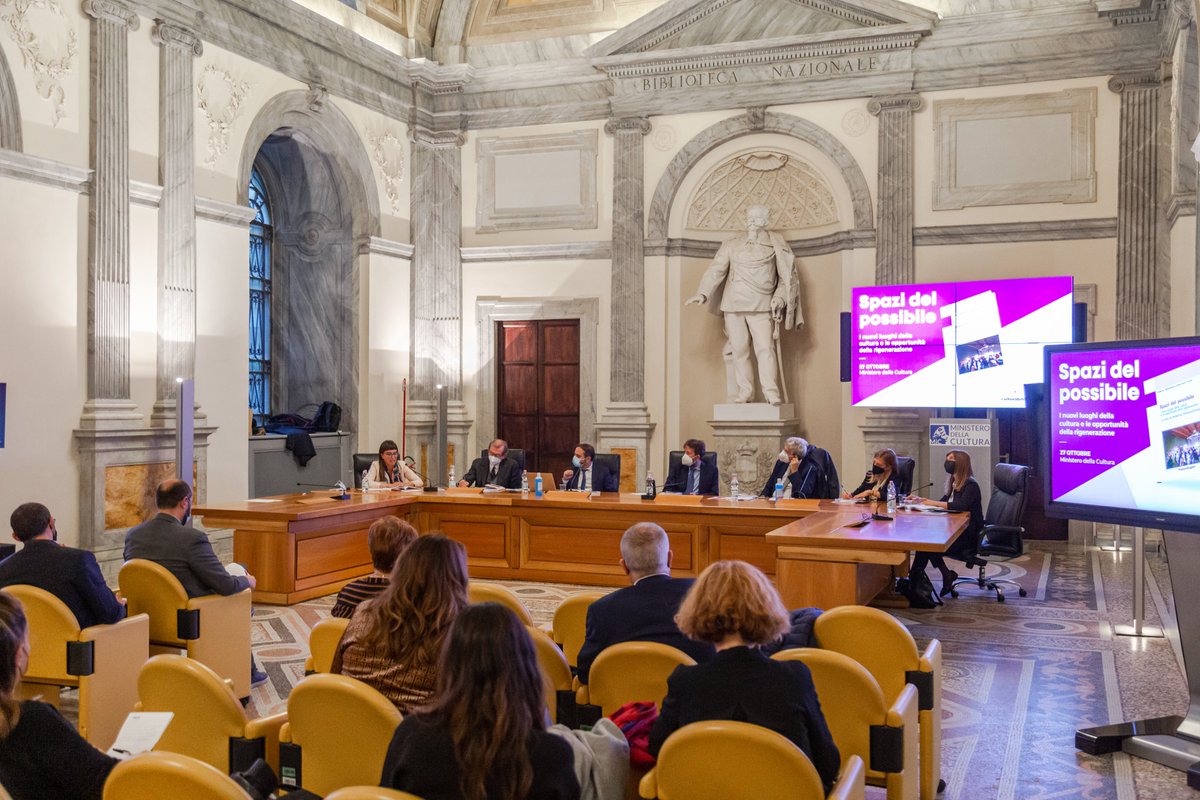 culturability's tweet photo. Spazi del Possibile in tour. Gli scatti al @MiC_Italia con il Ministro @dariofrance #OnofrioCutaia @larobbi @lindipietro @ElenaOstanel #PierluigiStefanini e @BolloAlessandro a confrontarsi sulla rigenerazione a base culturale.

Info sulle prossime tappe > https://t.co/JXbzUIhwi2 https://t.co/SIpG2SQm3F