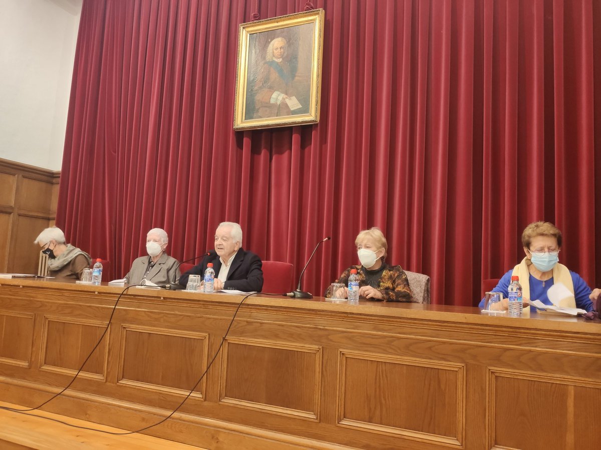 ambotes's tweet photo. Molt orgullosos d'acompanyar a la María Teresa Agostini, Tetea, ahir a @BonesLletres Presentació llibre guanyador I Premi Bones Lletres d’assaig humanístic, "Hilda Agostini. Les armes de la raó d’una mestra republicana, protestant i maçona", de Cèlia Cañellas i Rosa Toran @Ed_62 https://t.co/LgaCnVqJD0