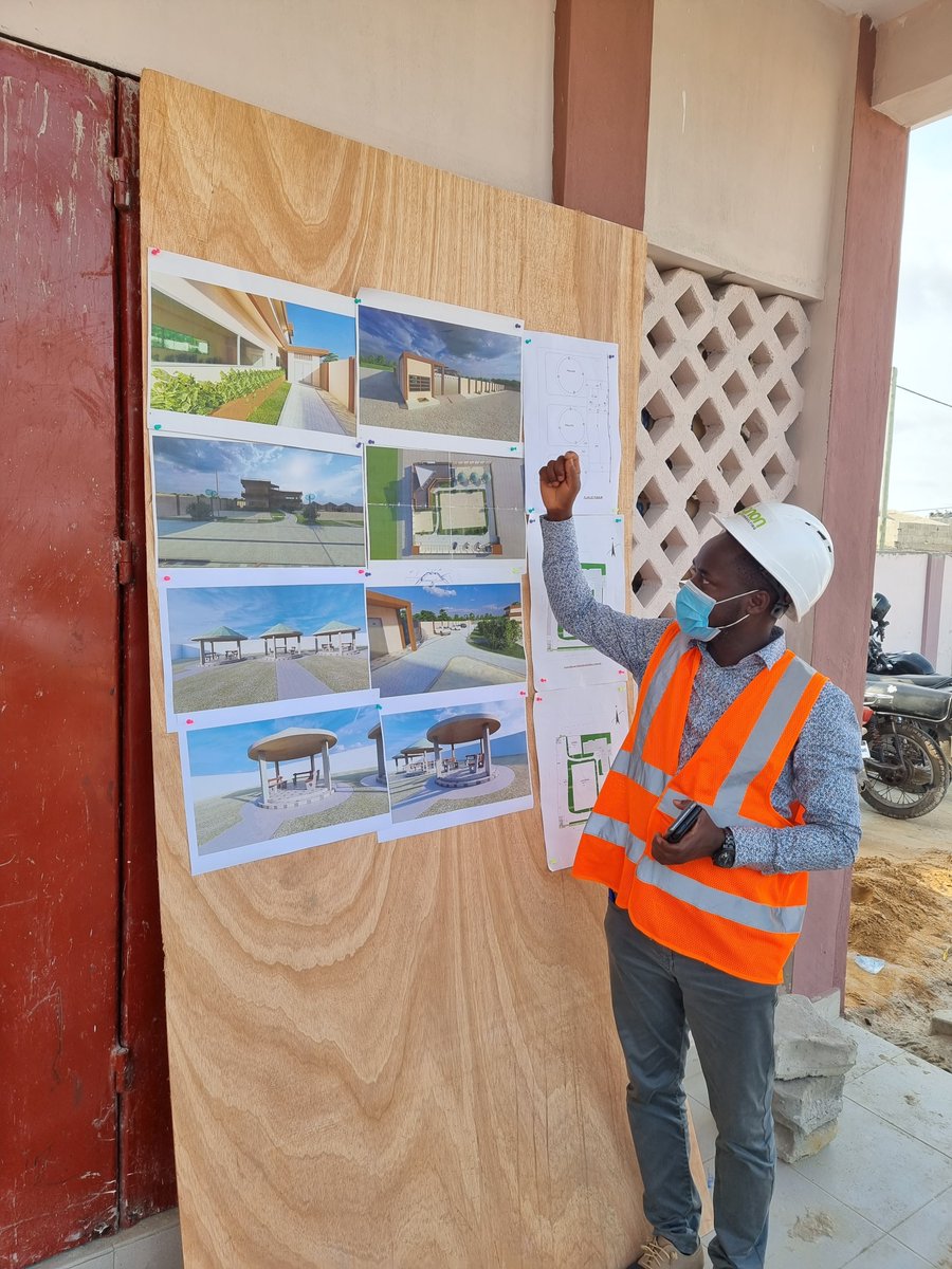 UEauBenin's tweet photo. Visite de chantier de @UEauBenin, du Ministère de l’Economie et de la Régie #RECASEB. Le futur Centre national de documentation sur l’énergie au Bénin abritera des banques de données, des activités de recherche-action et des formations sur l’énergie.
#EUGreenDeal
#energieverte https://t.co/T9gs85sMxz