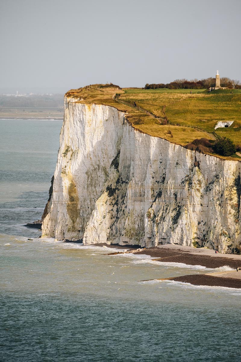 refusehibernate's tweet image. [ 🇫🇷 FRANCE ]
La semaine dernière, nous avons visité la charmante ville d&apos;Amiens avec ses belles couleurs automnales. 🍁 Et nous en avons profité pour retourner voir les magnifiques falaises du Bois de Cise. #GoSomme avec @SommeTourisme et @AmiensOT.