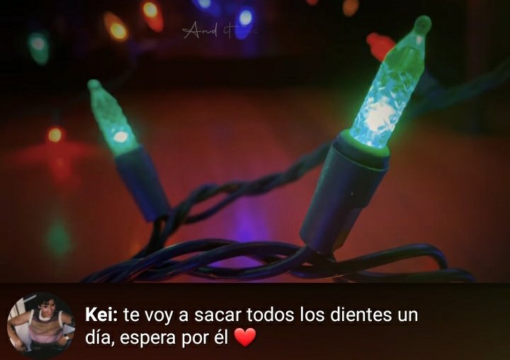 acheonfae's tweet photo. kei tratandome lindo mientras escuchabamos el album de taylor <3 https://t.co/uC1n8bmQMI