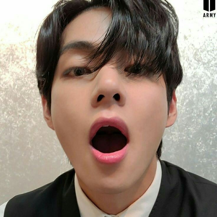 setayesh_bh2's tweet photo. میشه با عکس اصلی ریت کنید
I vote #BUTTER by @BTS_twt for #TheMusicVideo of 2021 at the #PCAs https://t.co/u688mXISvF