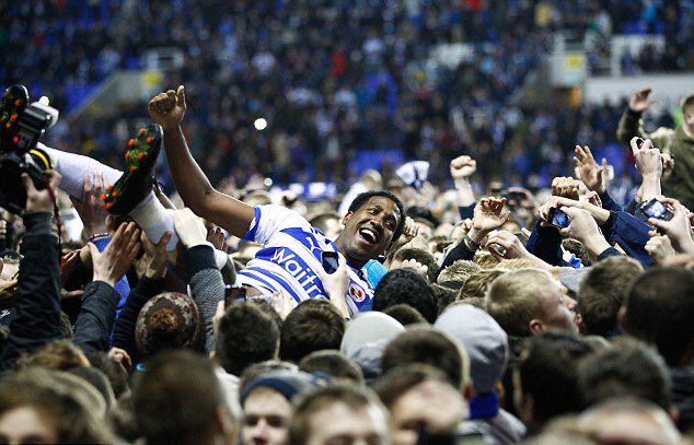 TalkReading's tweet photo. Happy Birthday to the man who sent us up! 🎂 #readingfc
Mikele Leigertwood turns 39 today! #Ledgehammer 🔨 https://t.co/qXYWUlx5vd