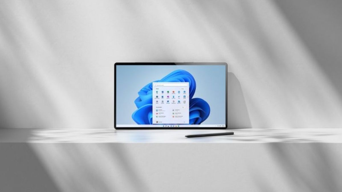 mitpatel1's tweet image. Released last month, Windows 11 is Microsoft&apos;s new operating system. Read our latest article to discover all its new features and functionalities, plus how and when to install Windows 11 on your device.

Read now: hubs.li/H0-XfwH0

#Windows11 #Microsoft