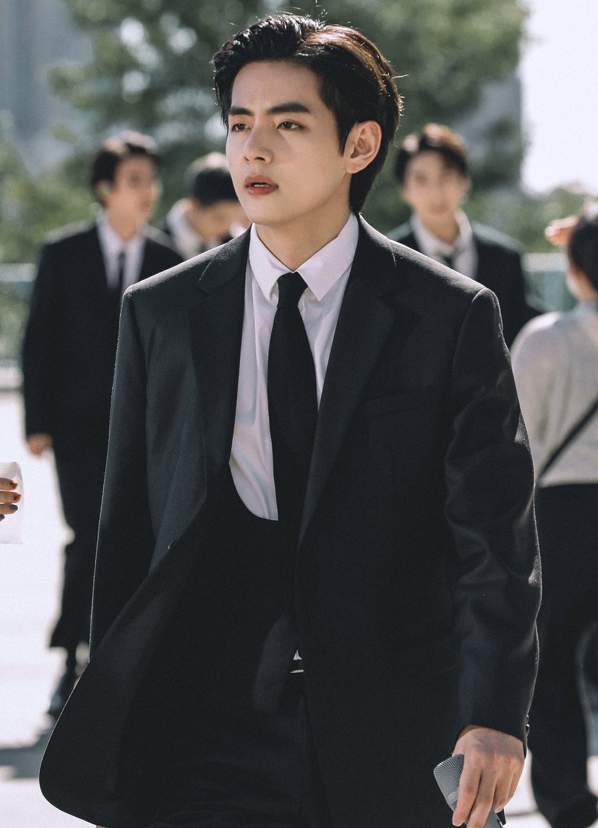 oh wow kim taehyung
