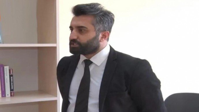 OzgurrGundem's tweet photo. “Bijî Kurdistan” paylaşımı gerekçesiyle görevden alındıktan sonra tutuklanan akademisyen Hifzullah Kutum, yapılan itiraz üzerine tahliye edildi. https://t.co/WOYbKhexnT