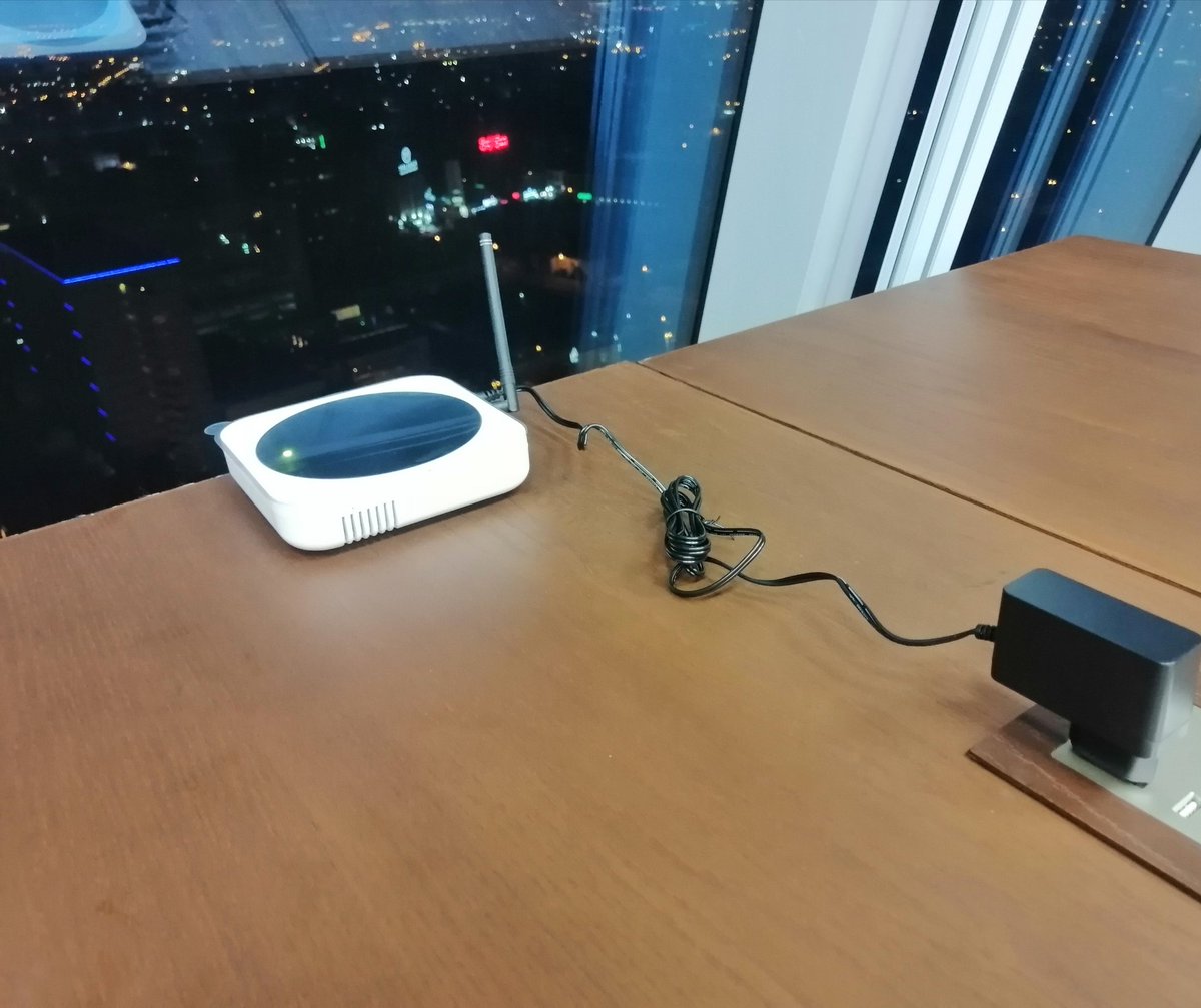 mesw93's tweet photo. @BOBCATiot @helium #BOBCATEST first hotspot ever in Bahrain ๐ง๐ญ and the Arabic gulf ๐ด๐ซ https://t.co/5qZFe2CLEL
