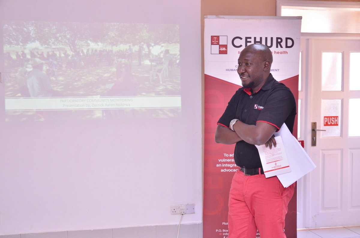 cehurduganda's tweet photo. "Some of the benefits of community participatory monitoring include systematic planning, collaboration, empowerment and all these have equal relevance."

Mr. Derrick Nsibirwa during a participatory community monitoring session.

#HealthSectorMonitoring https://t.co/hu9qaxvikM