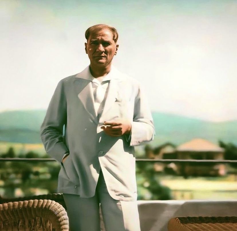 Endamın yeter🖤 
#10Kasim #ATAM